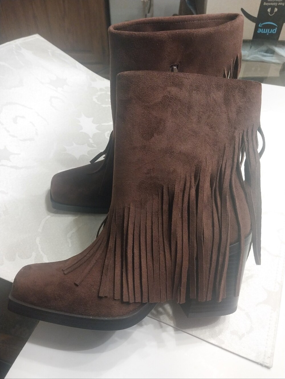No Boundaries NWT Short Fringe Booties Women's Size 8M Brown Square Toe Slouchy